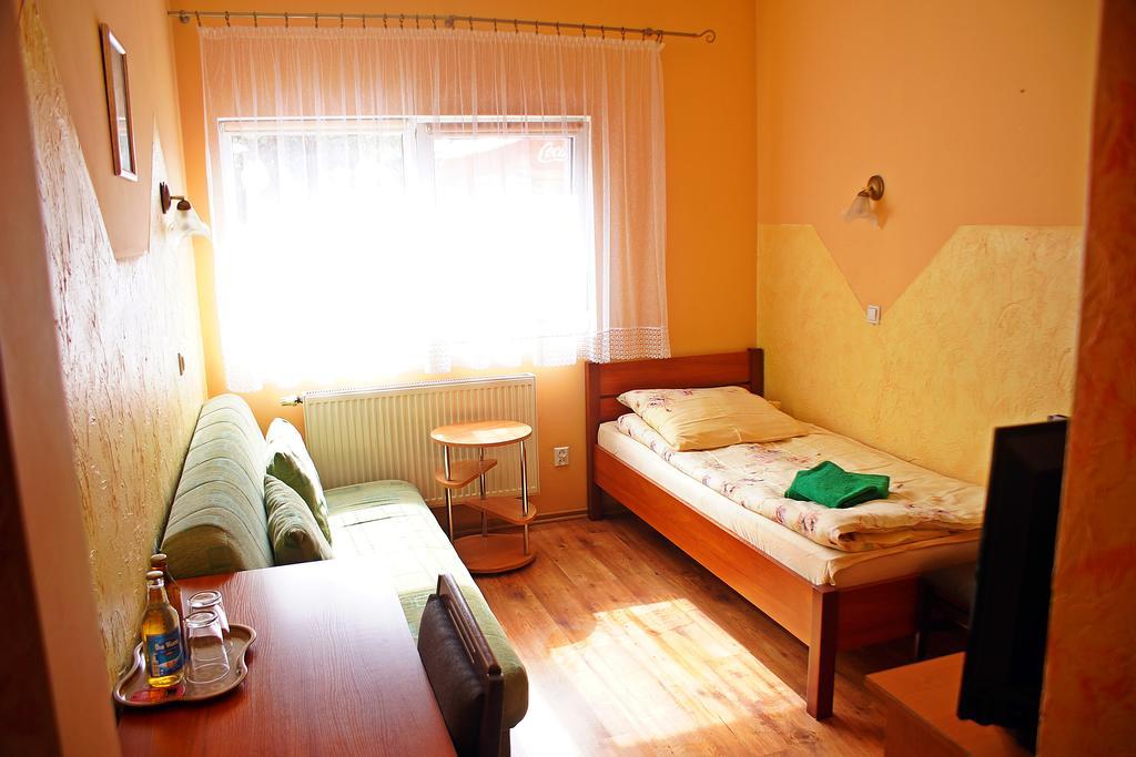 Zajazd Wielka Zulawa Iława Exterior foto